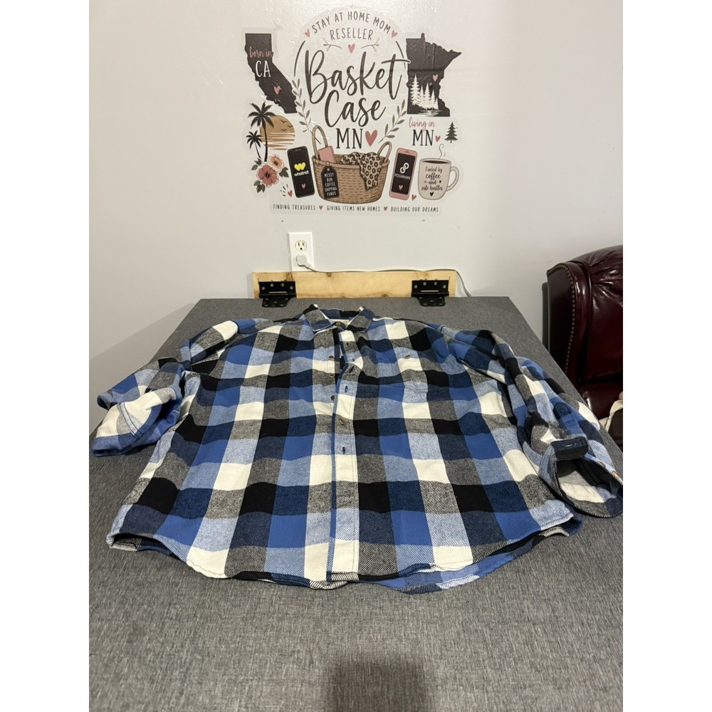 Eddie Bauer Heavy Flannel Blue Grey White & Black Mens Shirt Sz XL Button Up